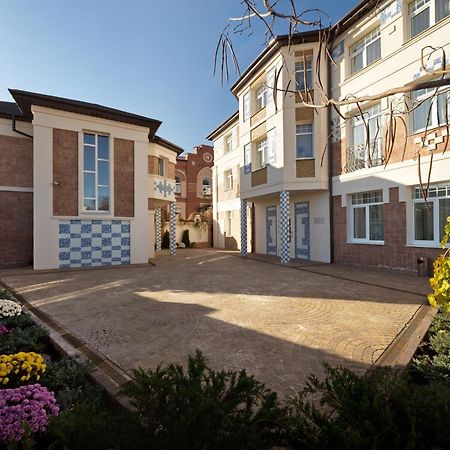 De Gaulle Boutique Hotel Charków Zewnętrze zdjęcie