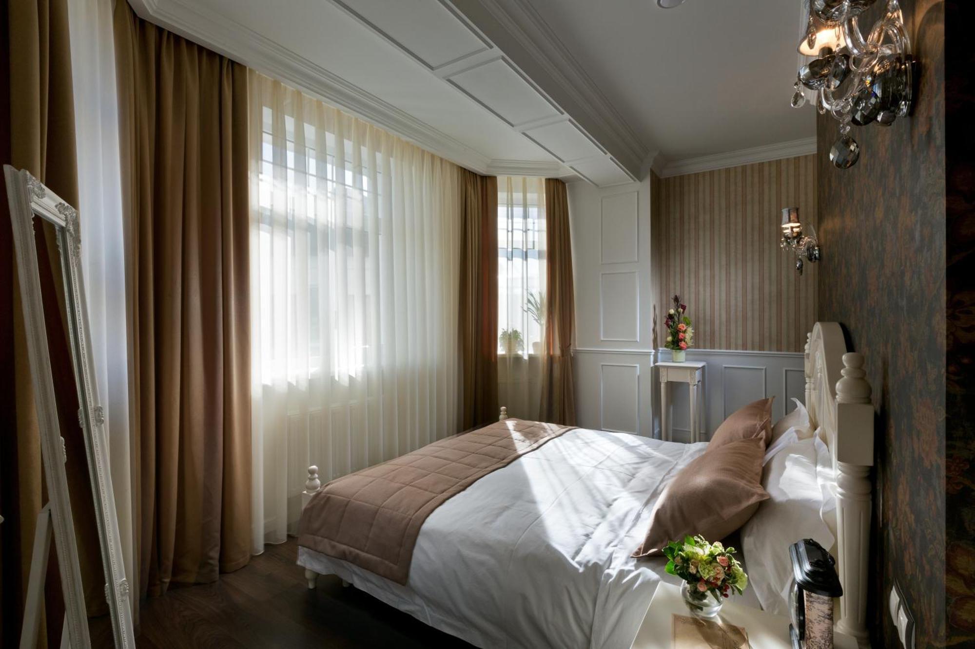 De Gaulle Boutique Hotel Charków Zewnętrze zdjęcie