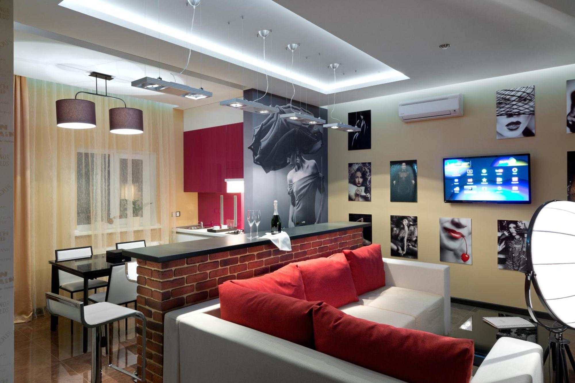 De Gaulle Boutique Hotel Charków Zewnętrze zdjęcie
