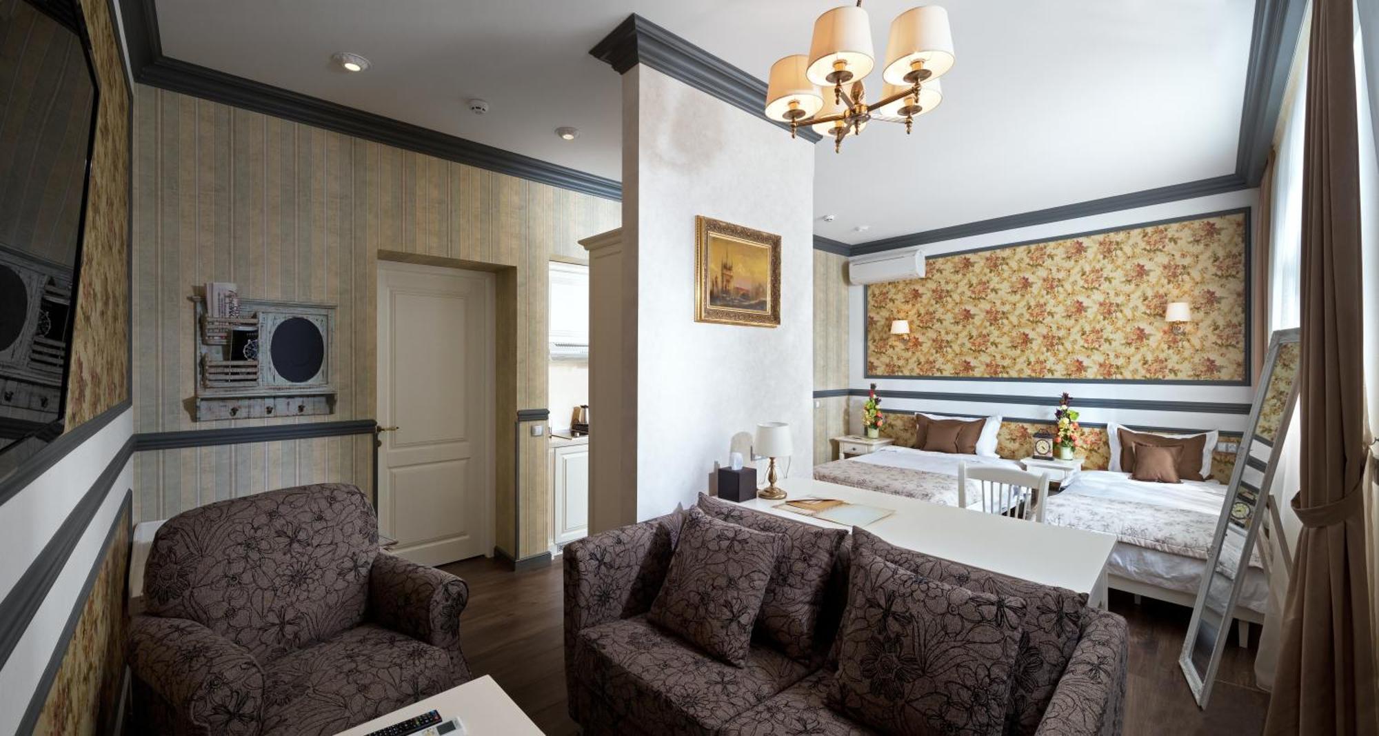 De Gaulle Boutique Hotel Charków Zewnętrze zdjęcie