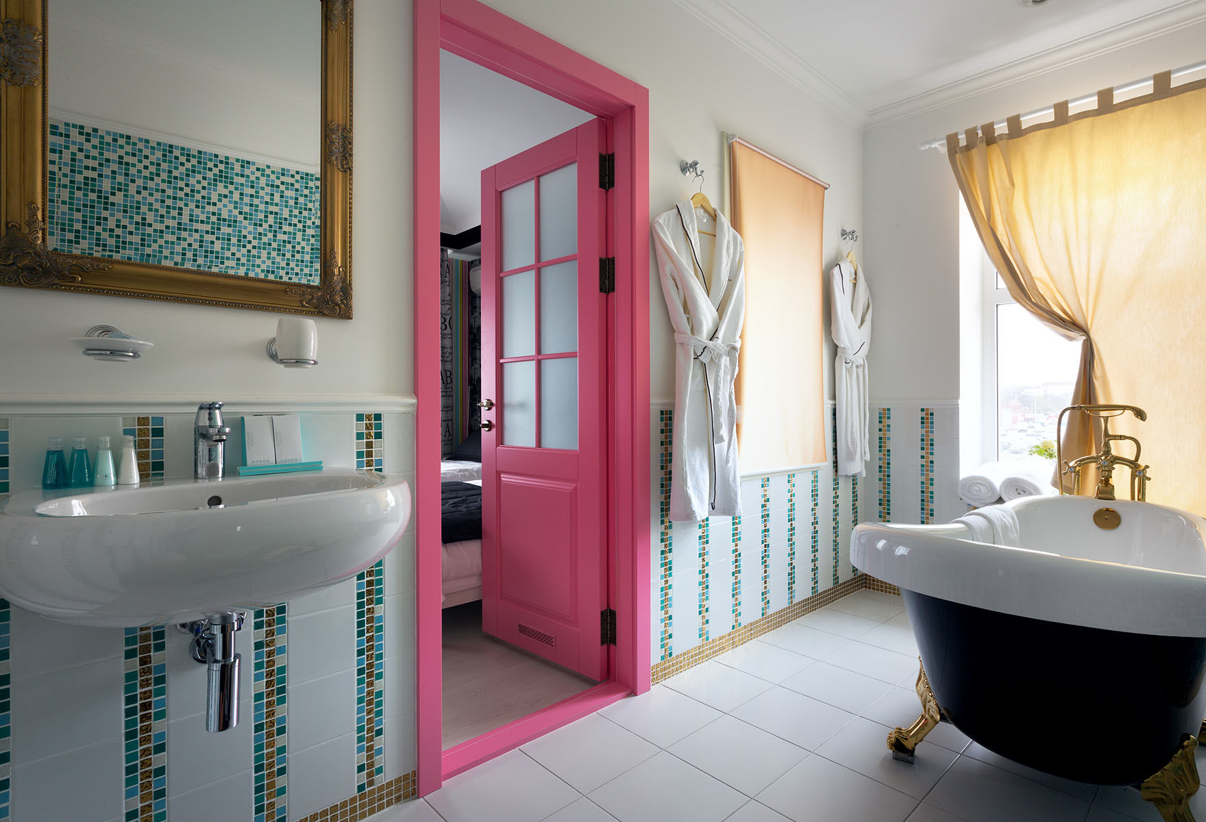 De Gaulle Boutique Hotel Charków Zewnętrze zdjęcie