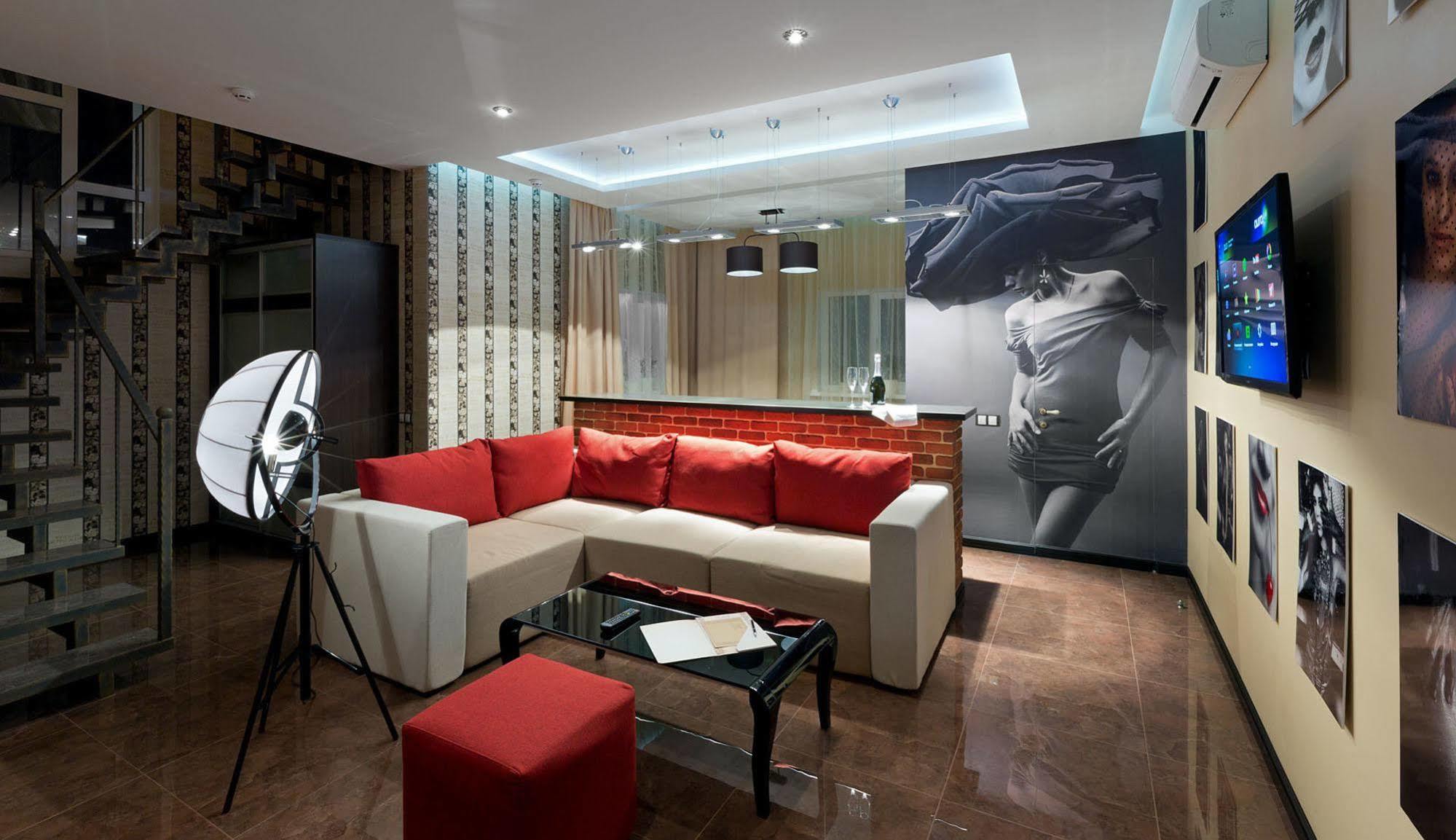 De Gaulle Boutique Hotel Charków Zewnętrze zdjęcie