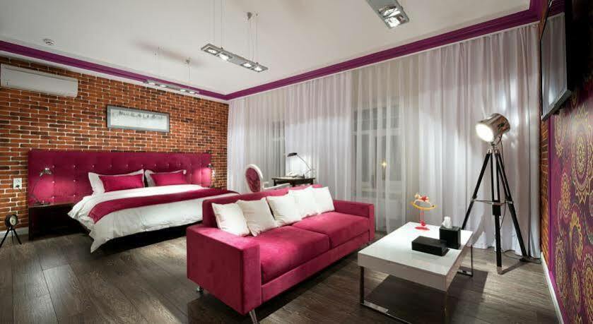 De Gaulle Boutique Hotel Charków Zewnętrze zdjęcie