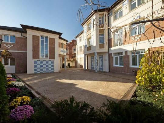 De Gaulle Boutique Hotel Charków Zewnętrze zdjęcie